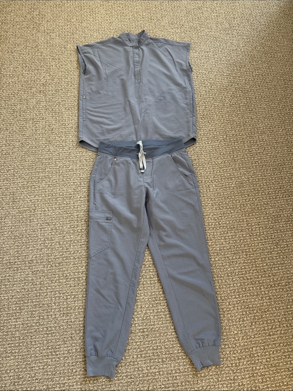 Figs Scrubs Vapor Blue Space Dye Rafaela Oversized Top Zamora Jogger XXS SP